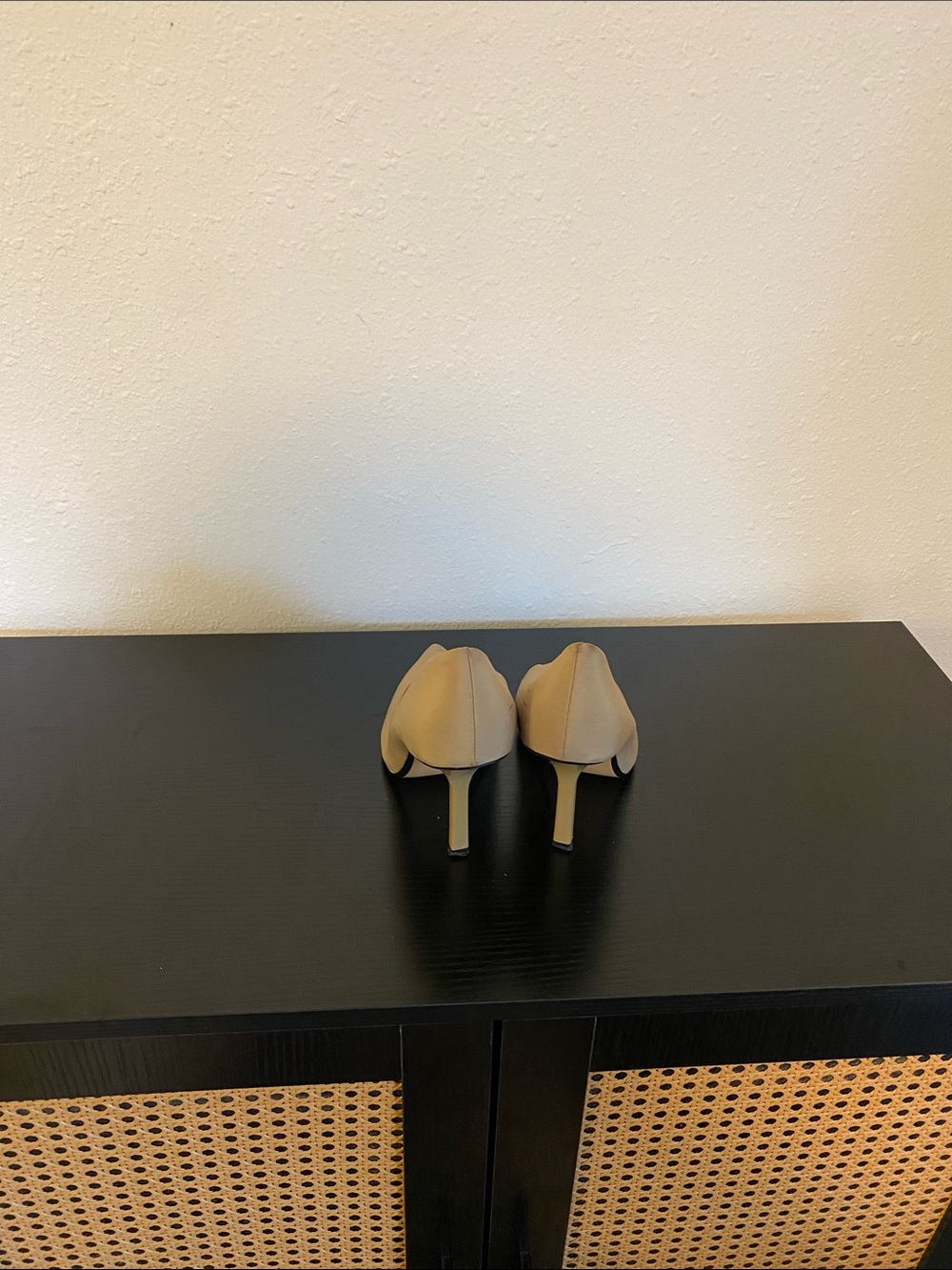 ZARA Beige Pointed Toe Stiletto Pumps EU 39 - Picture 4 of 7